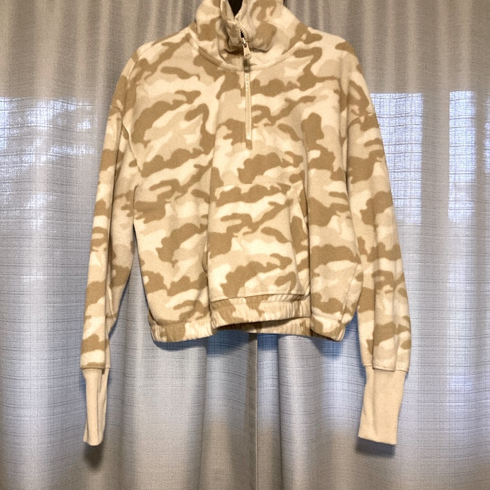 Tan and cream Old Navy quarter zip up in size extra small.